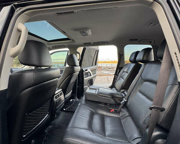 Чорний Тойота Ленд Крузер, об'ємом двигуна 4.46 л та пробігом 260 тис. км за 49999 $, фото 15 на Automoto.ua