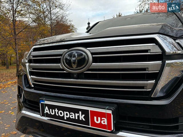 Чорний Тойота Ленд Крузер, об'ємом двигуна 4.5 л та пробігом 202 тис. км за 54990 $, фото 8 на Automoto.ua