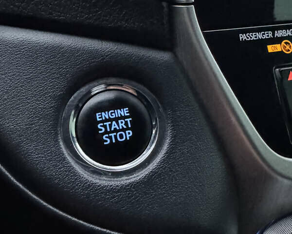 Чорний Тойота Ленд Крузер, об'ємом двигуна 4.46 л та пробігом 177 тис. км за 49999 $, фото 79 на Automoto.ua