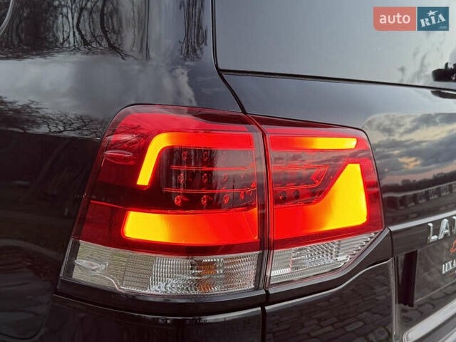 Чорний Тойота Ленд Крузер, об'ємом двигуна 4.46 л та пробігом 177 тис. км за 49999 $, фото 63 на Automoto.ua