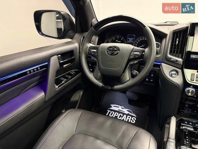 Чорний Тойота Ленд Крузер, об'ємом двигуна 4.46 л та пробігом 123 тис. км за 67400 $, фото 67 на Automoto.ua