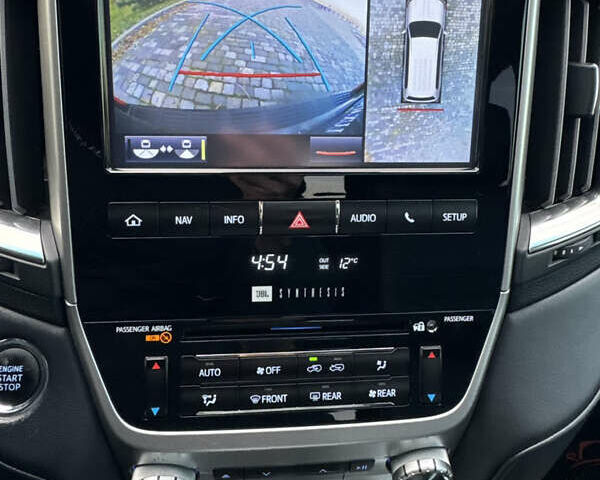 Чорний Тойота Ленд Крузер, об'ємом двигуна 4.46 л та пробігом 260 тис. км за 49999 $, фото 81 на Automoto.ua