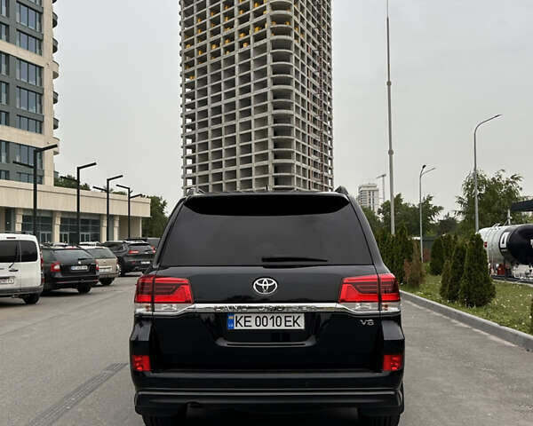 Черный Тойота Ленд Крузер, объемом двигателя 4.46 л и пробегом 158 тыс. км за 55900 $, фото 4 на Automoto.ua