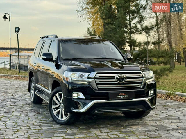 Чорний Тойота Ленд Крузер, об'ємом двигуна 4.46 л та пробігом 260 тис. км за 49999 $, фото 154 на Automoto.ua