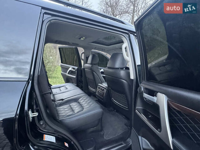Чорний Тойота Ленд Крузер, об'ємом двигуна 4.46 л та пробігом 177 тис. км за 49999 $, фото 21 на Automoto.ua