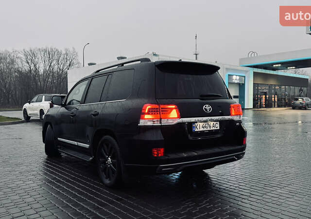 Черный Тойота Ленд Крузер, объемом двигателя 4.46 л и пробегом 179 тыс. км за 55000 $, фото 7 на Automoto.ua