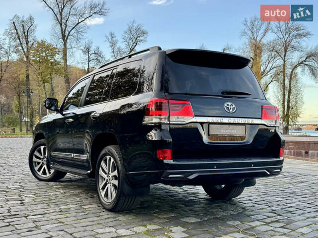 Чорний Тойота Ленд Крузер, об'ємом двигуна 4.46 л та пробігом 260 тис. км за 49999 $, фото 156 на Automoto.ua