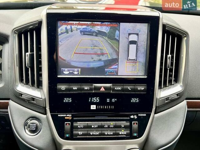 Чорний Тойота Ленд Крузер, об'ємом двигуна 4.46 л та пробігом 88 тис. км за 135000 $, фото 58 на Automoto.ua