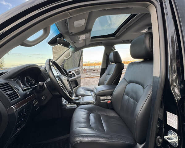 Чорний Тойота Ленд Крузер, об'ємом двигуна 4.46 л та пробігом 260 тис. км за 49999 $, фото 125 на Automoto.ua