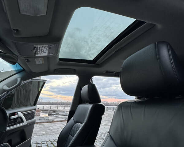 Чорний Тойота Ленд Крузер, об'ємом двигуна 4.46 л та пробігом 177 тис. км за 49999 $, фото 36 на Automoto.ua