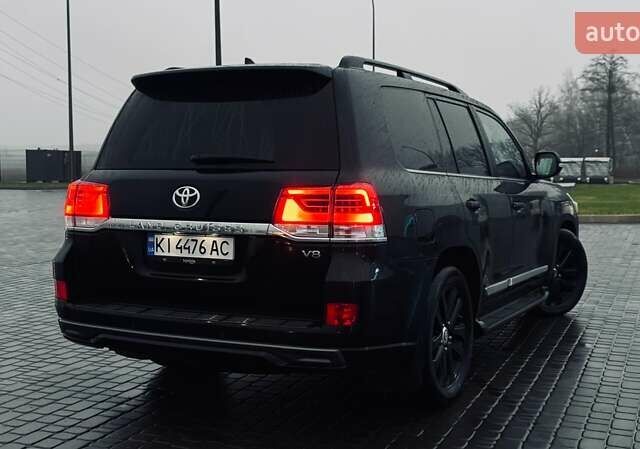 Черный Тойота Ленд Крузер, объемом двигателя 4.46 л и пробегом 179 тыс. км за 55000 $, фото 4 на Automoto.ua