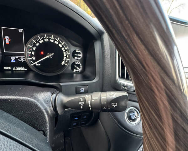 Чорний Тойота Ленд Крузер, об'ємом двигуна 4.46 л та пробігом 260 тис. км за 49999 $, фото 40 на Automoto.ua