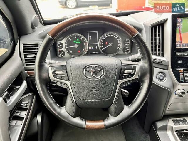 Чорний Тойота Ленд Крузер, об'ємом двигуна 4.46 л та пробігом 88 тис. км за 129999 $, фото 38 на Automoto.ua