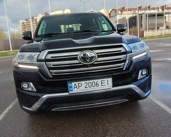 Чорний Тойота Ленд Крузер, об'ємом двигуна 4.46 л та пробігом 130 тис. км за 55000 $, фото 5 на Automoto.ua