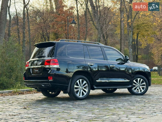 Чорний Тойота Ленд Крузер, об'ємом двигуна 4.46 л та пробігом 260 тис. км за 49999 $, фото 144 на Automoto.ua