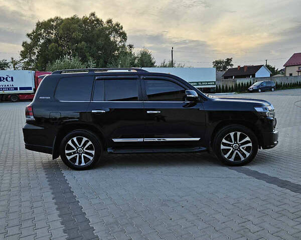 Черный Тойота Ленд Крузер, объемом двигателя 0 л и пробегом 102 тыс. км за 61000 $, фото 2 на Automoto.ua