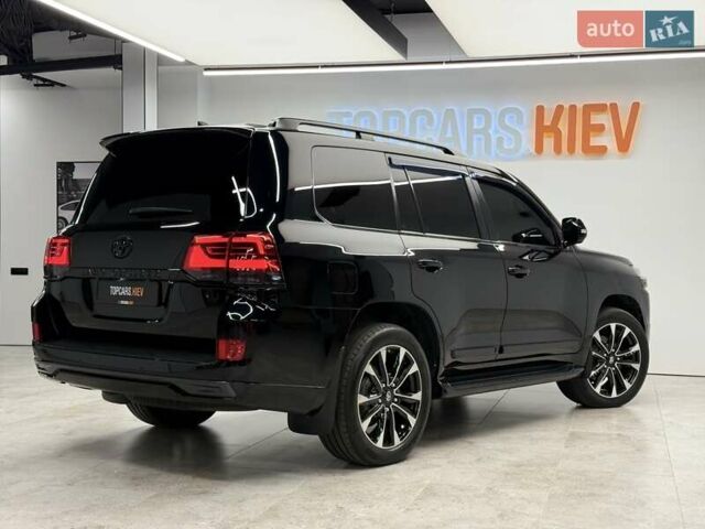 Чорний Тойота Ленд Крузер, об'ємом двигуна 4.46 л та пробігом 123 тис. км за 67400 $, фото 6 на Automoto.ua