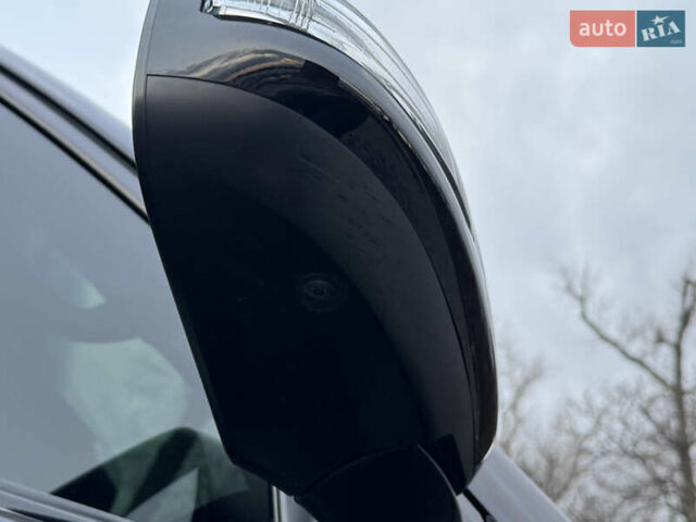 Чорний Тойота Ленд Крузер, об'ємом двигуна 4.46 л та пробігом 177 тис. км за 49999 $, фото 54 на Automoto.ua