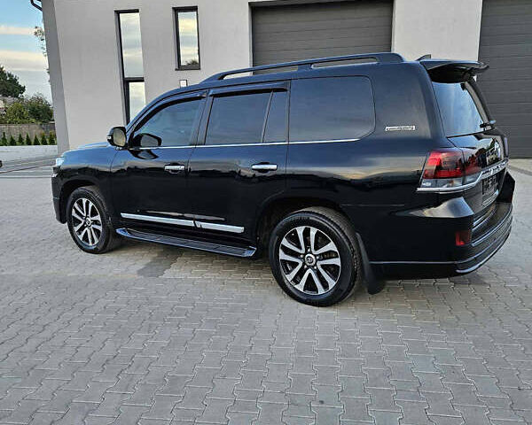 Черный Тойота Ленд Крузер, объемом двигателя 0 л и пробегом 102 тыс. км за 61000 $, фото 6 на Automoto.ua