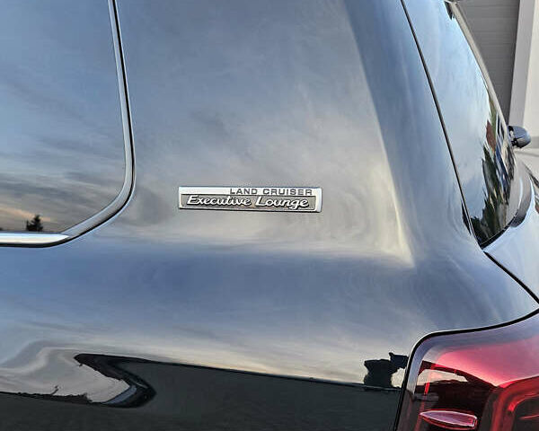 Черный Тойота Ленд Крузер, объемом двигателя 0 л и пробегом 102 тыс. км за 61000 $, фото 10 на Automoto.ua