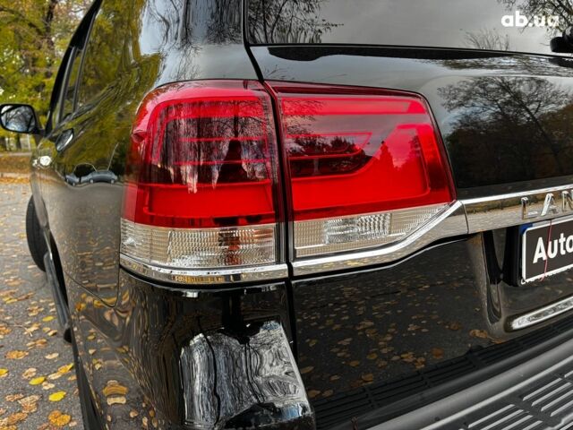 Чорний Тойота Ленд Крузер, об'ємом двигуна 4.5 л та пробігом 202 тис. км за 54990 $, фото 13 на Automoto.ua