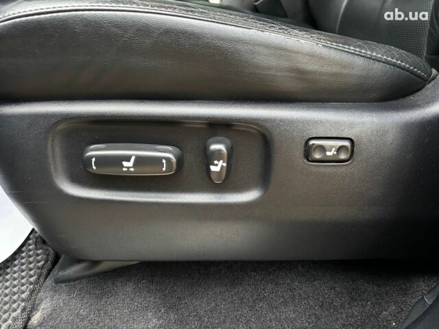 Чорний Тойота Ленд Крузер, об'ємом двигуна 4.5 л та пробігом 202 тис. км за 54990 $, фото 19 на Automoto.ua