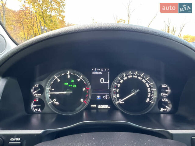 Чорний Тойота Ленд Крузер, об'ємом двигуна 4.46 л та пробігом 260 тис. км за 49999 $, фото 79 на Automoto.ua