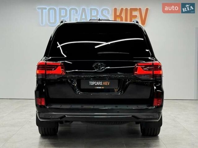 Чорний Тойота Ленд Крузер, об'ємом двигуна 4.46 л та пробігом 123 тис. км за 67400 $, фото 10 на Automoto.ua