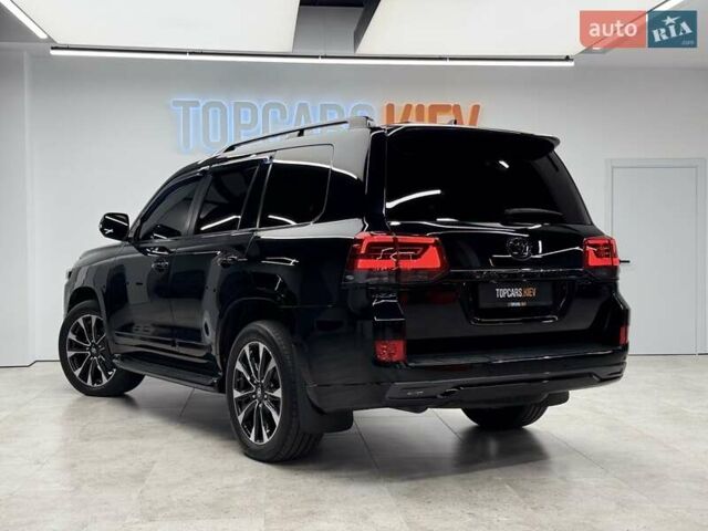 Чорний Тойота Ленд Крузер, об'ємом двигуна 4.46 л та пробігом 123 тис. км за 67400 $, фото 14 на Automoto.ua