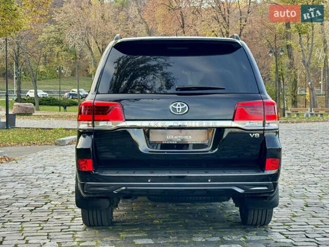 Чорний Тойота Ленд Крузер, об'ємом двигуна 4.46 л та пробігом 260 тис. км за 49999 $, фото 6 на Automoto.ua