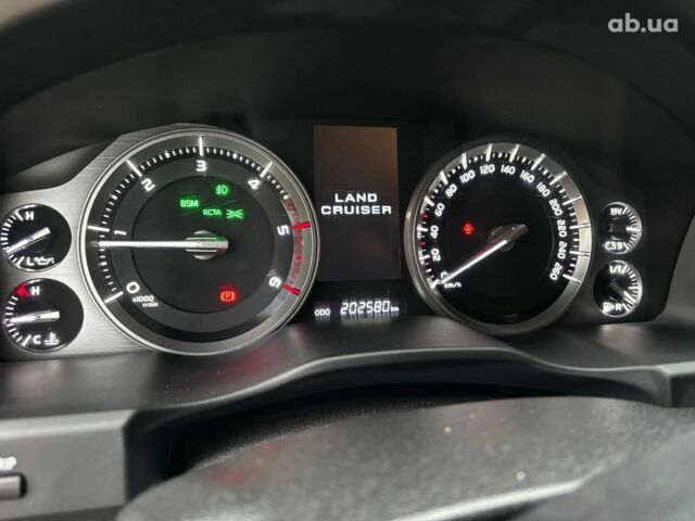 Чорний Тойота Ленд Крузер, об'ємом двигуна 4.5 л та пробігом 202 тис. км за 54990 $, фото 26 на Automoto.ua