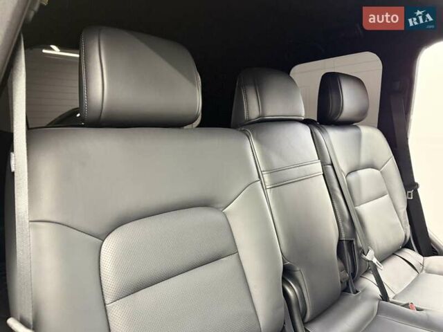 Чорний Тойота Ленд Крузер, об'ємом двигуна 4.46 л та пробігом 123 тис. км за 67400 $, фото 42 на Automoto.ua