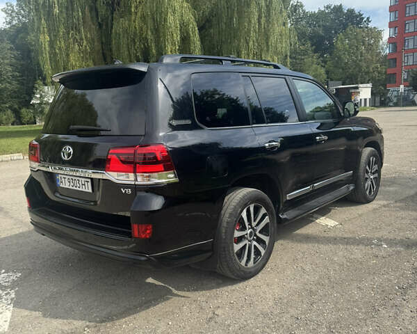 Черный Тойота Ленд Крузер, объемом двигателя 4.46 л и пробегом 156 тыс. км за 68000 $, фото 4 на Automoto.ua