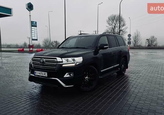 Черный Тойота Ленд Крузер, объемом двигателя 4.46 л и пробегом 179 тыс. км за 55000 $, фото 1 на Automoto.ua