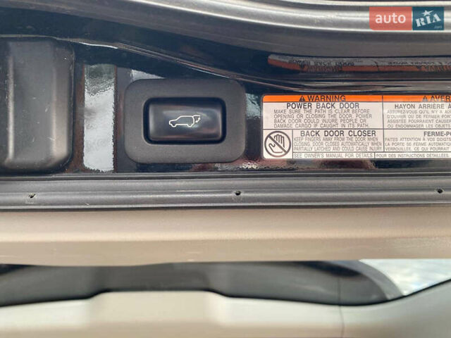 Черный Тойота Ленд Крузер, объемом двигателя 4.46 л и пробегом 232 тыс. км за 50500 $, фото 23 на Automoto.ua