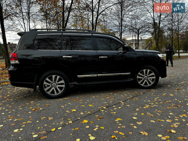 Чорний Тойота Ленд Крузер, об'ємом двигуна 4.5 л та пробігом 202 тис. км за 54990 $, фото 5 на Automoto.ua