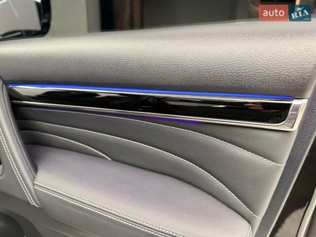 Чорний Тойота Ленд Крузер, об'ємом двигуна 4.46 л та пробігом 123 тис. км за 67400 $, фото 26 на Automoto.ua