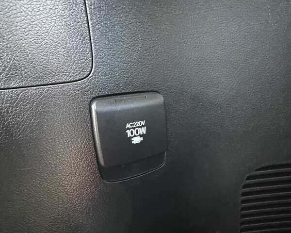 Чорний Тойота Ленд Крузер, об'ємом двигуна 4.46 л та пробігом 260 тис. км за 49999 $, фото 36 на Automoto.ua