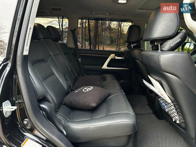 Чорний Тойота Ленд Крузер, об'ємом двигуна 4.5 л та пробігом 202 тис. км за 54990 $, фото 17 на Automoto.ua
