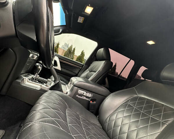 Черный Тойота Ленд Крузер, объемом двигателя 4.46 л и пробегом 158 тыс. км за 55900 $, фото 12 на Automoto.ua