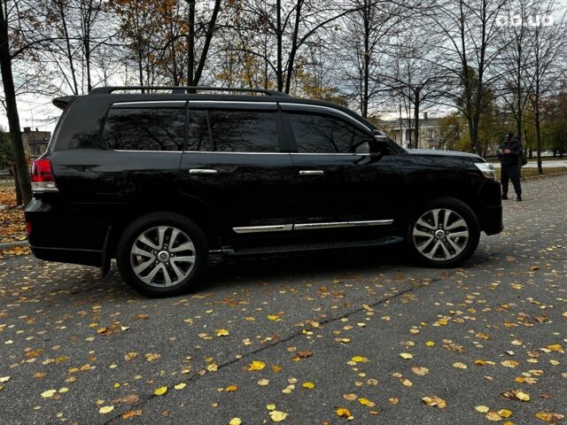 Чорний Тойота Ленд Крузер, об'ємом двигуна 4.5 л та пробігом 202 тис. км за 54990 $, фото 5 на Automoto.ua