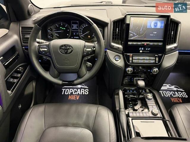 Чорний Тойота Ленд Крузер, об'ємом двигуна 4.46 л та пробігом 123 тис. км за 67400 $, фото 68 на Automoto.ua