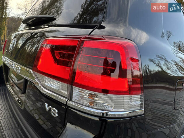 Чорний Тойота Ленд Крузер, об'ємом двигуна 4.46 л та пробігом 260 тис. км за 49999 $, фото 62 на Automoto.ua