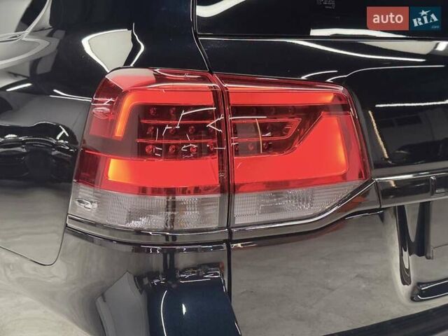 Чорний Тойота Ленд Крузер, об'ємом двигуна 4.46 л та пробігом 123 тис. км за 67400 $, фото 11 на Automoto.ua