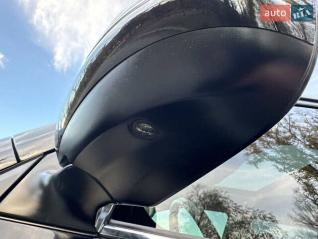 Чорний Тойота Ленд Крузер, об'ємом двигуна 4.46 л та пробігом 260 тис. км за 49999 $, фото 72 на Automoto.ua