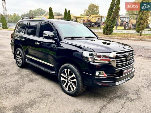 Чорний Тойота Ленд Крузер, об'ємом двигуна 4.46 л та пробігом 88 тис. км за 129999 $, фото 8 на Automoto.ua