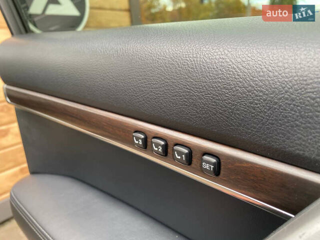 Черный Тойота Ленд Крузер, объемом двигателя 4.46 л и пробегом 232 тыс. км за 50500 $, фото 22 на Automoto.ua