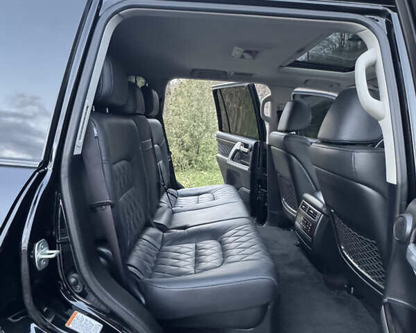 Чорний Тойота Ленд Крузер, об'ємом двигуна 4.46 л та пробігом 177 тис. км за 49999 $, фото 115 на Automoto.ua