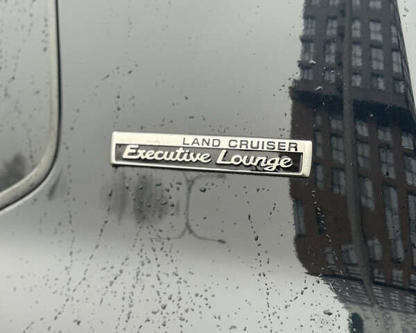 Чорний Тойота Ленд Крузер, об'ємом двигуна 4.46 л та пробігом 120 тис. км за 62000 $, фото 8 на Automoto.ua