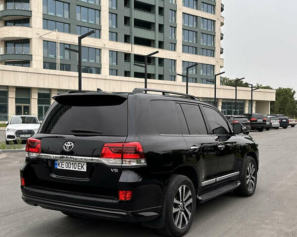 Черный Тойота Ленд Крузер, объемом двигателя 4.46 л и пробегом 158 тыс. км за 55900 $, фото 3 на Automoto.ua